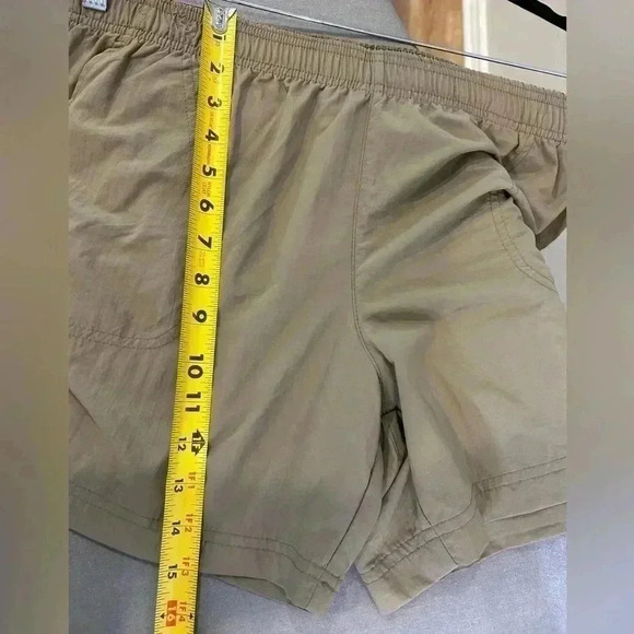 “Columbia” NWT Men’s Khaki/Tan Court Short w/ Pockets Regular Fit Size L - Picture 13 of 14